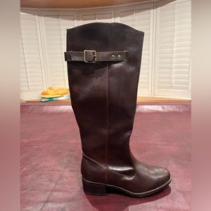 Riding boot